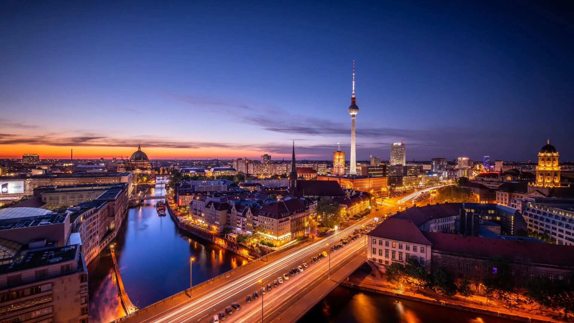 Luxury hotels in Berlin - ideal for a luxurious soccer experience